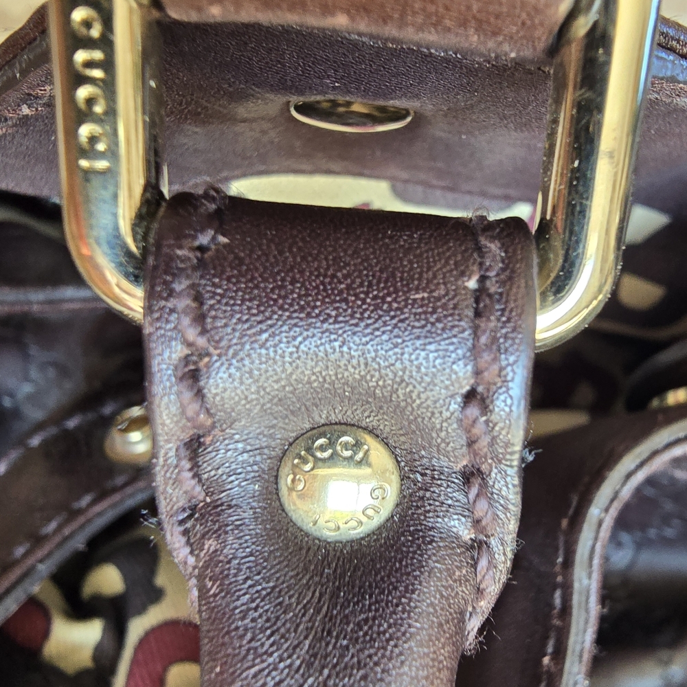 GUCCI Handbag - Picture 7 of 11
